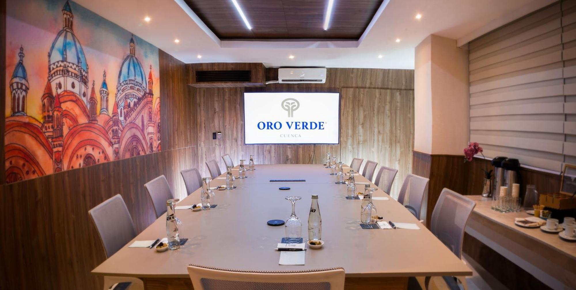 Oro Verde Куенка Екстер'єр фото
